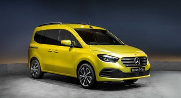 Mercedes-Benz T-Class là xe minivan cao cấp dành cho các gia đình